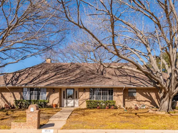 4516 French Lake Dr, Fort Worth, TX 76133