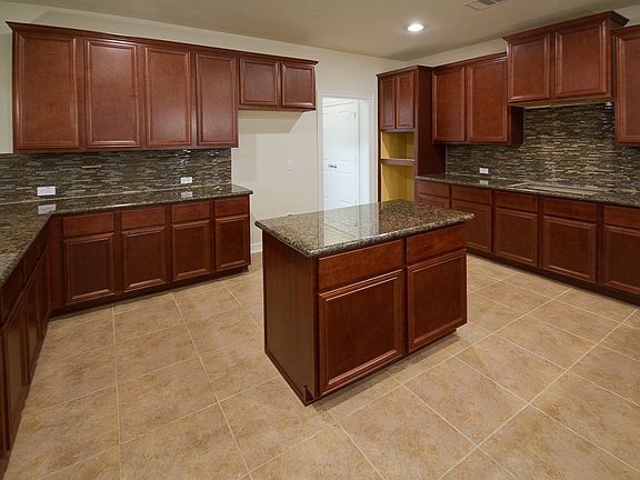 4th image of 423 Old Orchard Dr