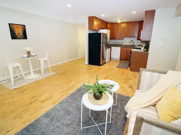 310 Atlantic St SE #102, Washington, DC 20032