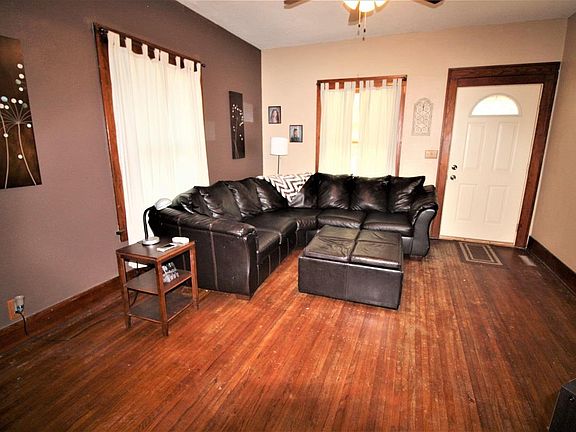 4th image of 614 N 2nd Ave