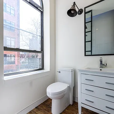 Rented by Nooklyn NYC LLC | media 33