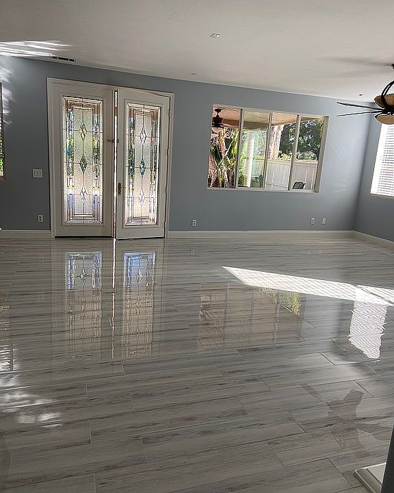 2nd image of 28786 Lexington Rd