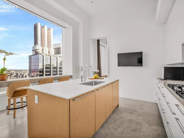 432 Park Avenue image 7 of 12