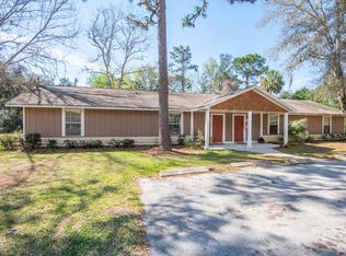 9281 W Sleepyoak Ct, Crystal River, FL 34428