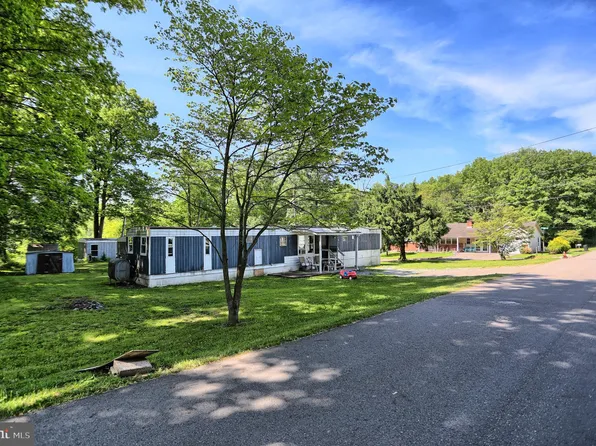 186 W Wiconisco Ave, Tower City, PA 17980