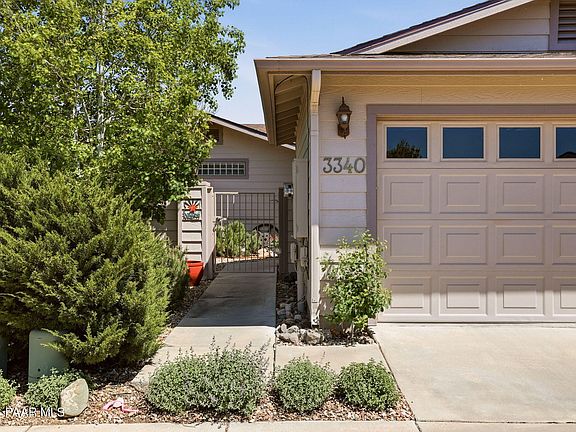 2nd image of 3340 Iris Ln