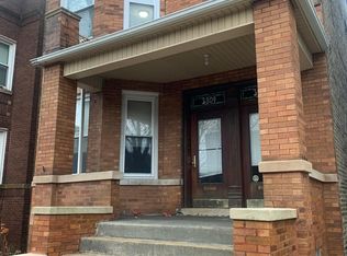 3804 N Oakley Ave #2, Chicago, IL 60618