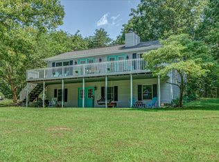 1002 Lakeside Cir, Moneta, VA 24121