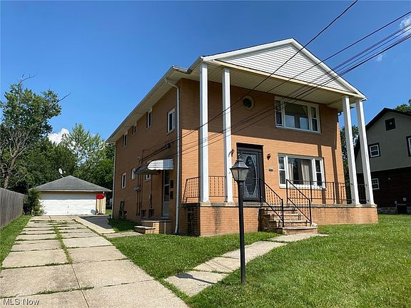 2nd image of 186 Logan St
