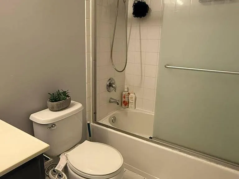 24 Tottenham Ct — Photo 21
