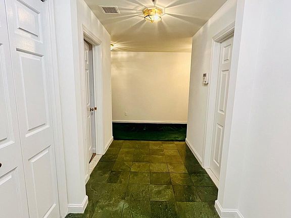 5th image of 10 E Lee St Unit 707