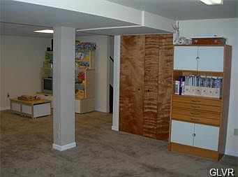 4th image of 2585 Jeannette Ln