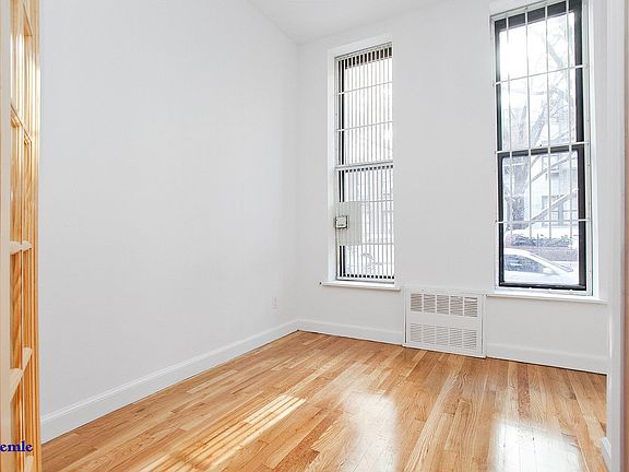 3rd image of 410 E 78th St APT 1D
