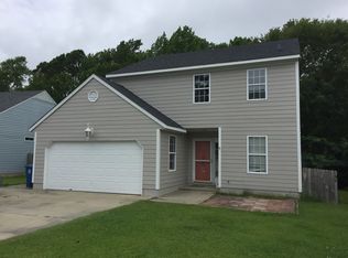 2914 Mandy Ln, Morehead City, NC 28557