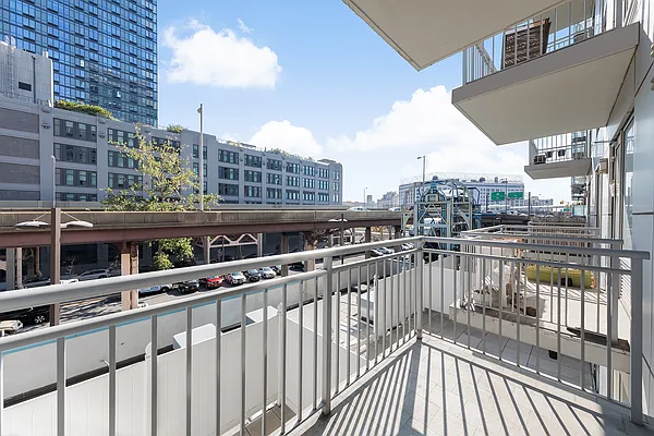 Sold by Compass | media 4