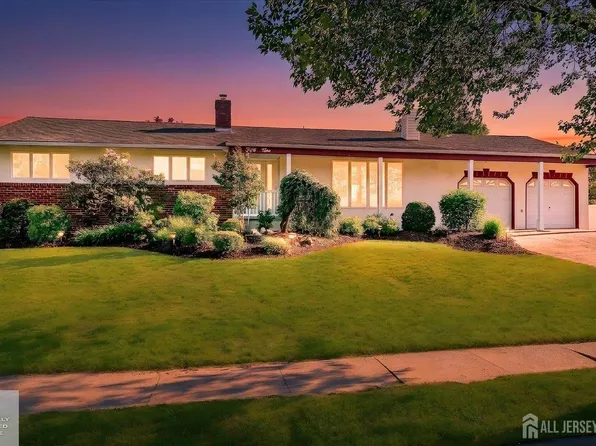 55 Kierst St, Parlin, NJ 08859