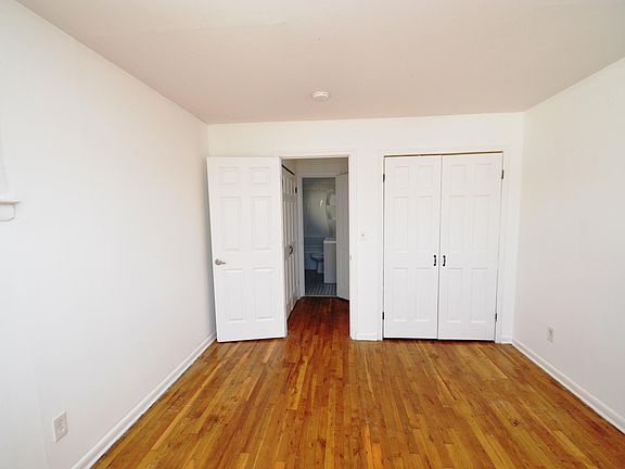 5th image of 921 N Ontario Ave APT 2