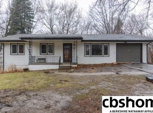 7042 N 54th St, Omaha, NE 68152