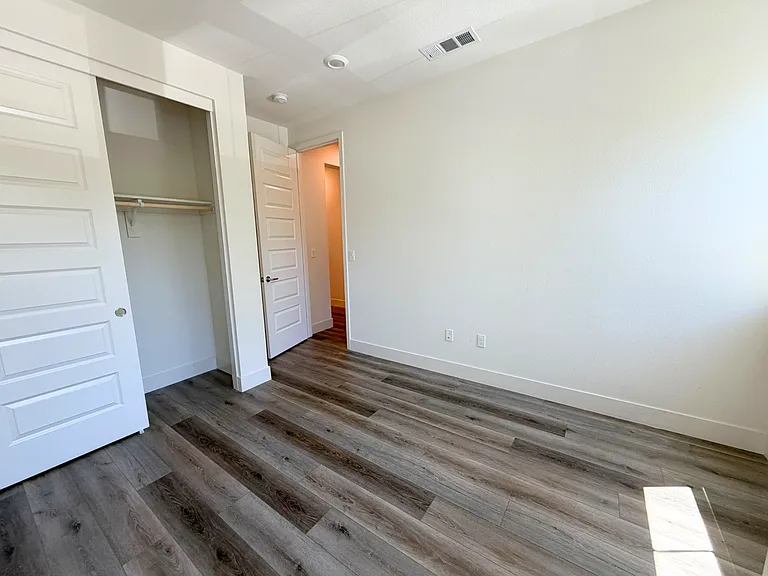 1460 Civic Center Dr #3 — Photo 13