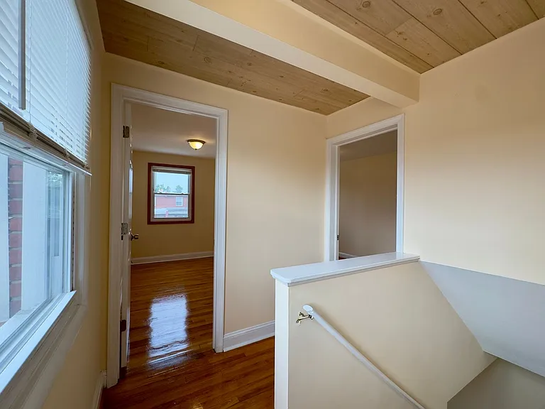 1243 S Grantley St — Photo 8