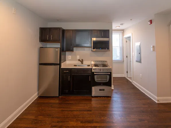 2 E Preston St, Baltimore, MD