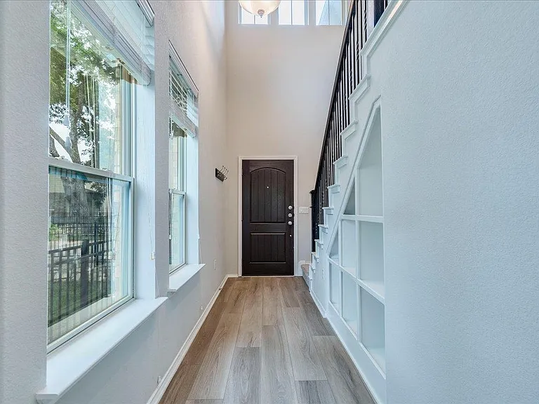 10515 Turnbull Loop — Photo 7