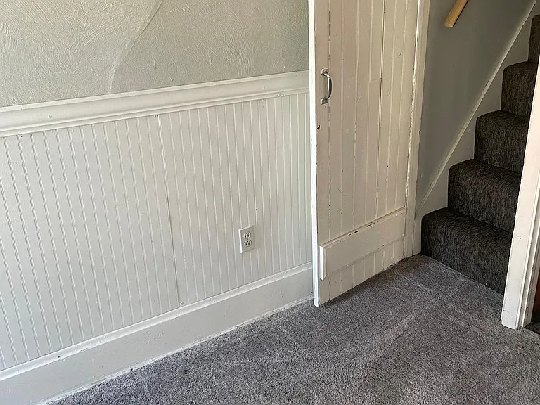 219 Clifton Ave #2 — Photo 17