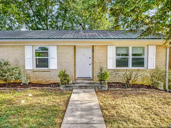 3813 Belvoir Dr SW, Huntsville, AL 35805