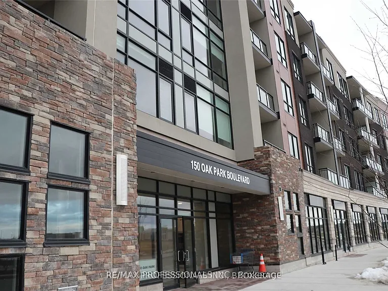 150 Oak Park Blvd #403 — Photo 1