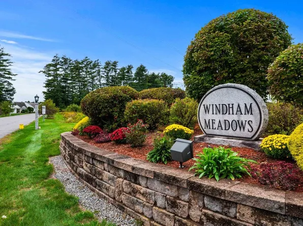 33 Brookview Road, Windham, NH 03087