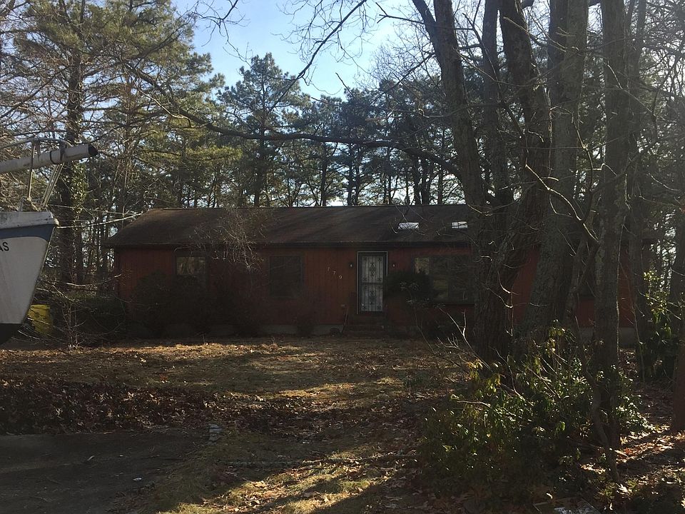 1st image of 779 Coral Ave