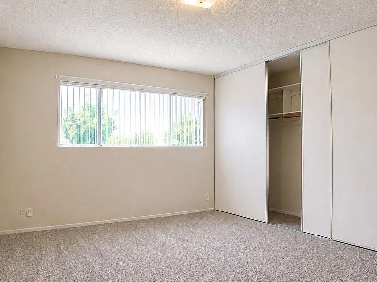 15120 Victory, LLC — Photo 14