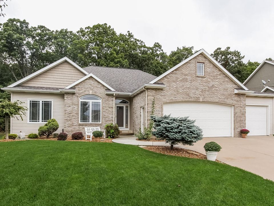 1st image of 4365 Forest Way