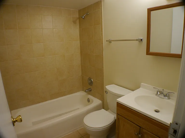 10410 Moody Ave #1S — Photo 5