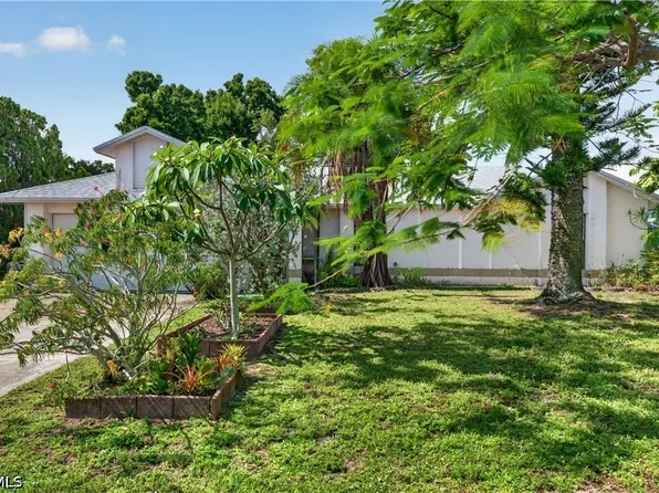 1146 SE 18th St, Cape Coral, FL 33990