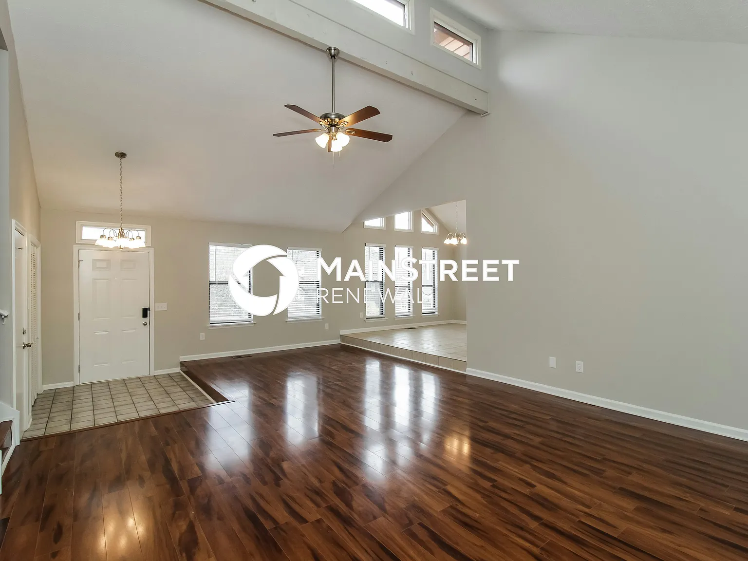 8606 Stone Creek Ct — Photo 3