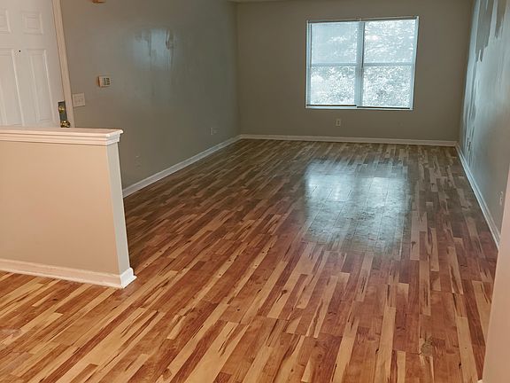 2nd image of 17204 Waldrop Cv