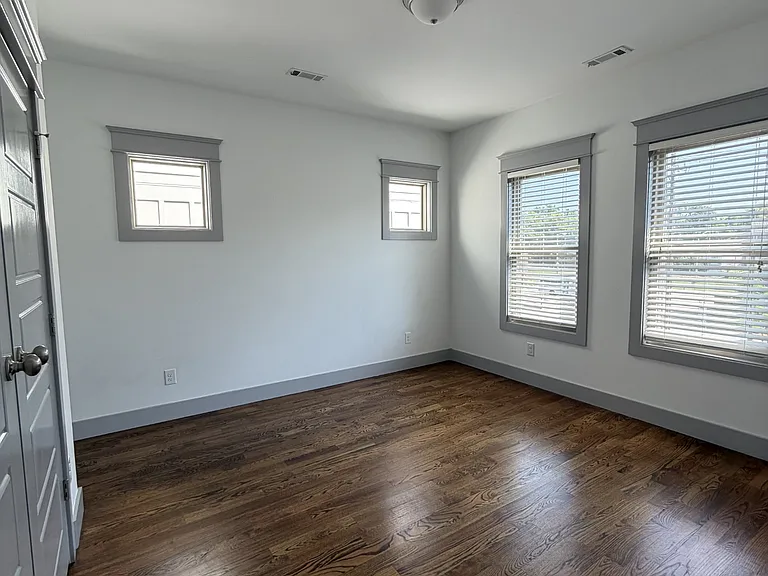 1619B 9th Ave N #B — Photo 6
