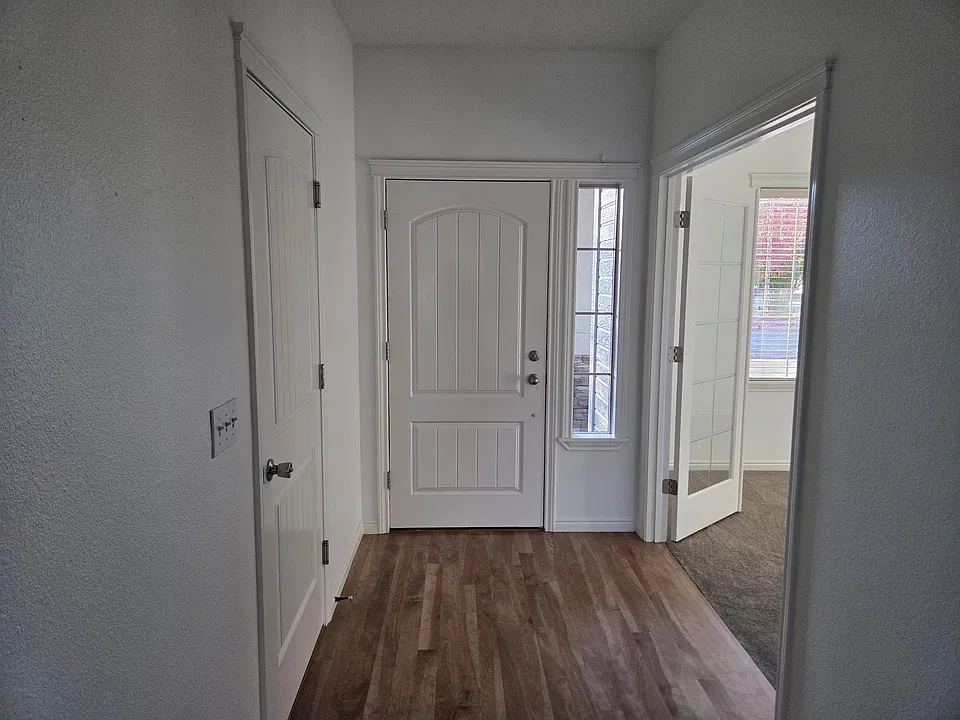 3406 S Ascaino Ave