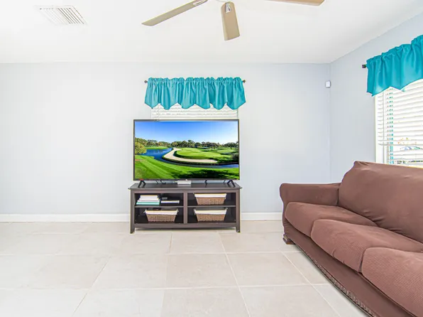 5711 NW 48th Avenue, Tamarac, FL 33319