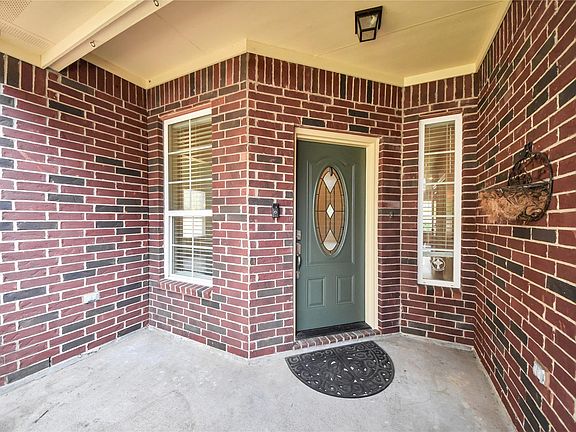4th image of 2016 Arbor Gate Ct