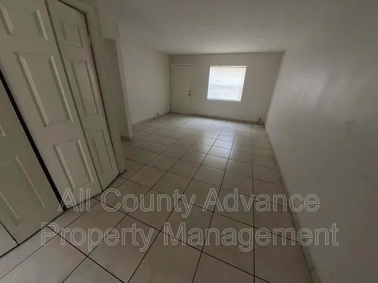 4909 E Temple Heights Rd #A — Photo 1