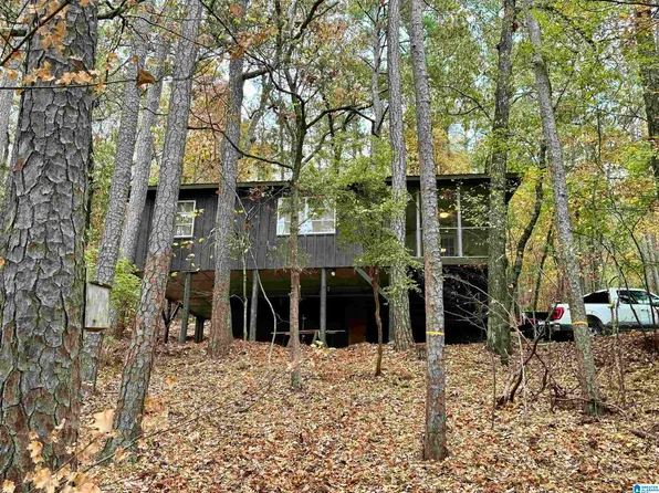 963 Lake Ridge Ln, Talladega, AL 35160