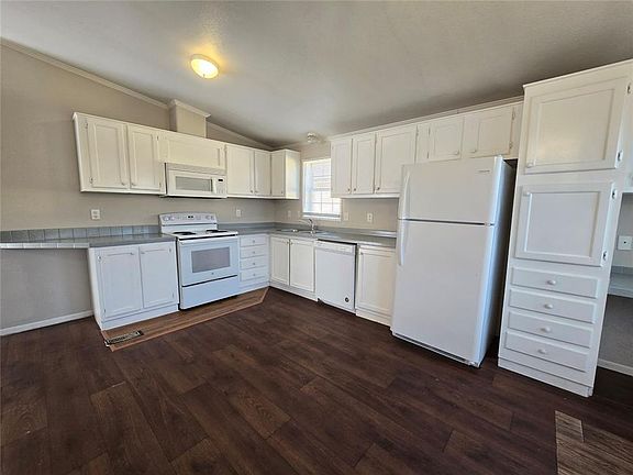 5th image of 4423 Magin Meadow Dr