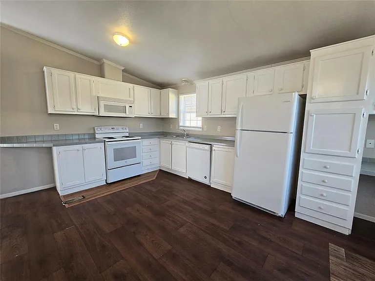 4423 Magin Meadow Dr — Photo 5