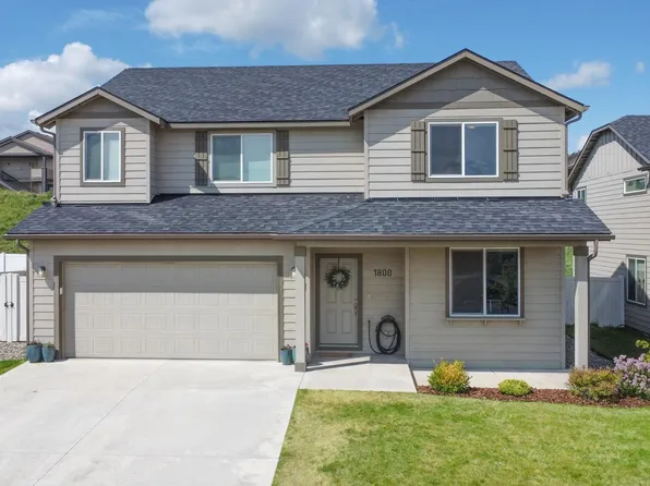 1800 SW Panorama Dr, Pullman, WA 99163
