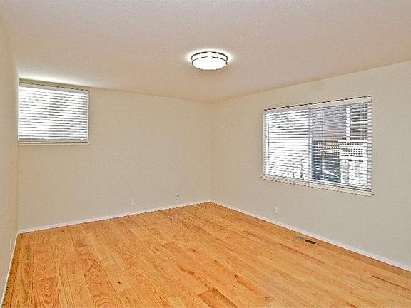 5th image of 2280 Paradise Dr