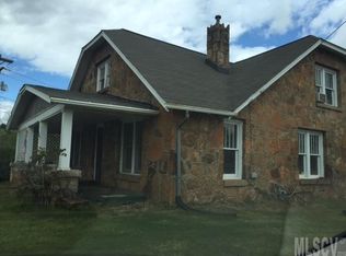 2251 Highland Ave NE, Hickory, NC 28601