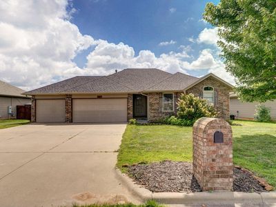 1102 S Hazelnut Avenue, Springfield, MO, 65802