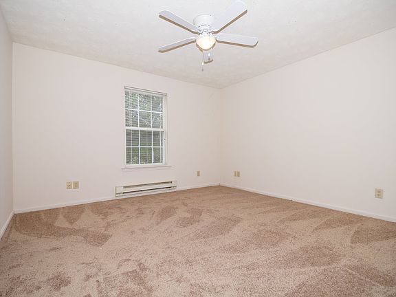 5th image of 124 Manna Dr APT 2